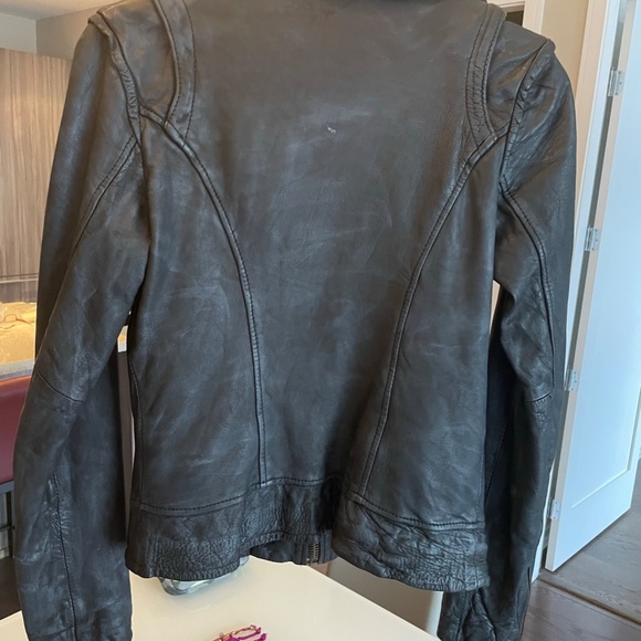 DOMO women’s Leather Jacket Size S. Navy - Picture 2 of 3